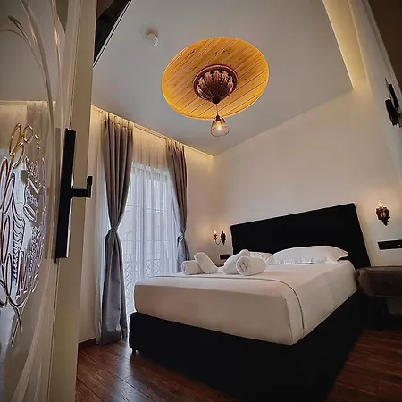 Empire Of Martin 호텔 Gjirokastër