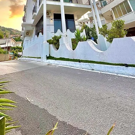 호텔 Empire Of Martin Gjirokastër