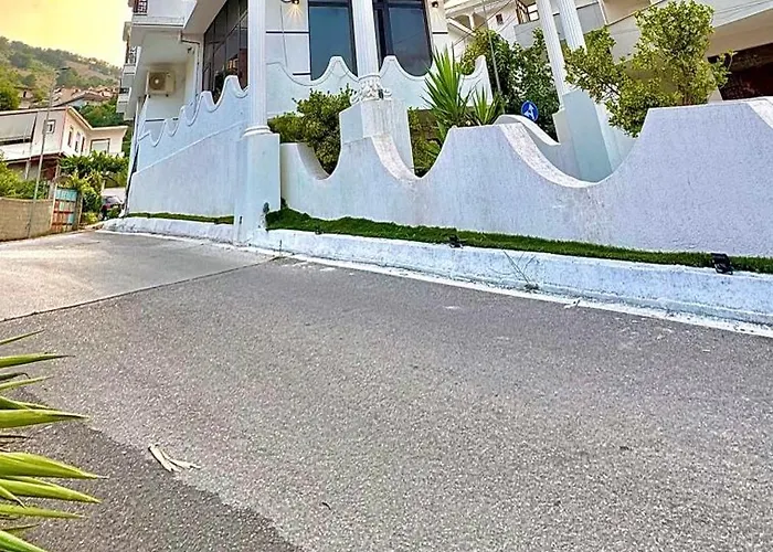 Hotel Empire Of Martin Gjirokastër